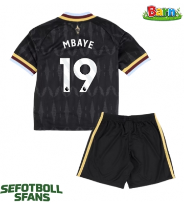Aston Villa Ibrahim Mbaye #19 Bortaställ Barn 2026-27 Kortärmad (+ Korta byxor)